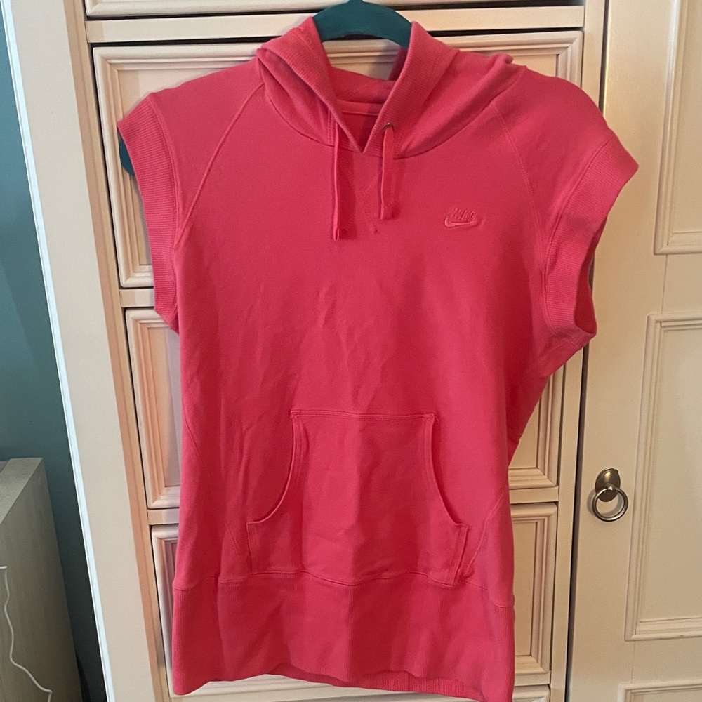 Nike Women's Coral Sleeveless Hoodie